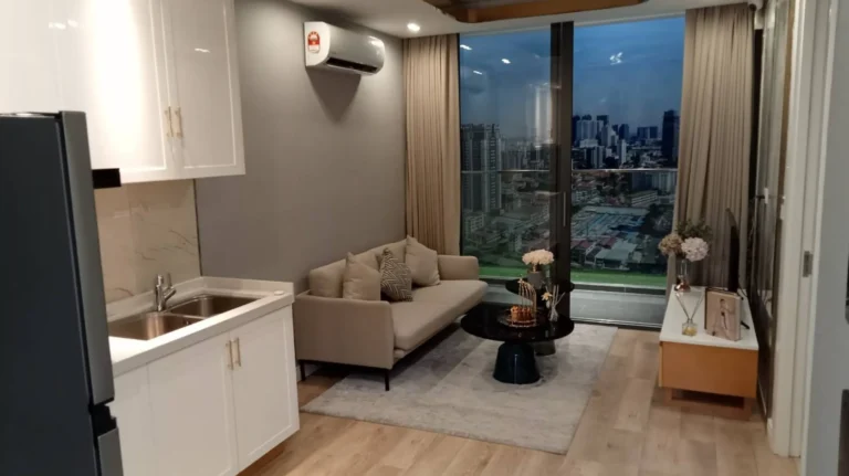The Flora Suites 内装