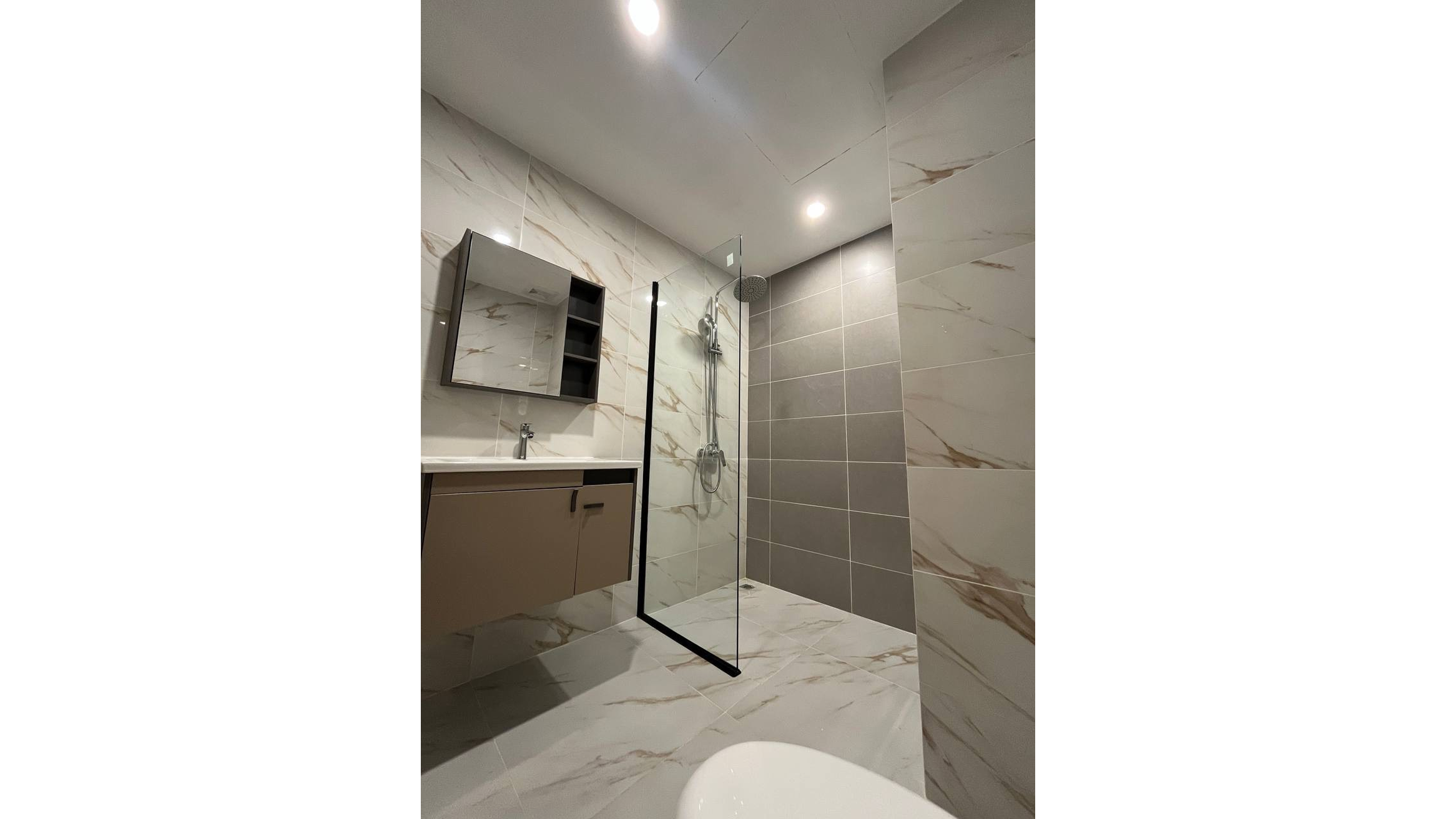 クラウンタワーズ-15