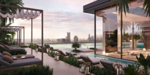 Riverton House プールの外観