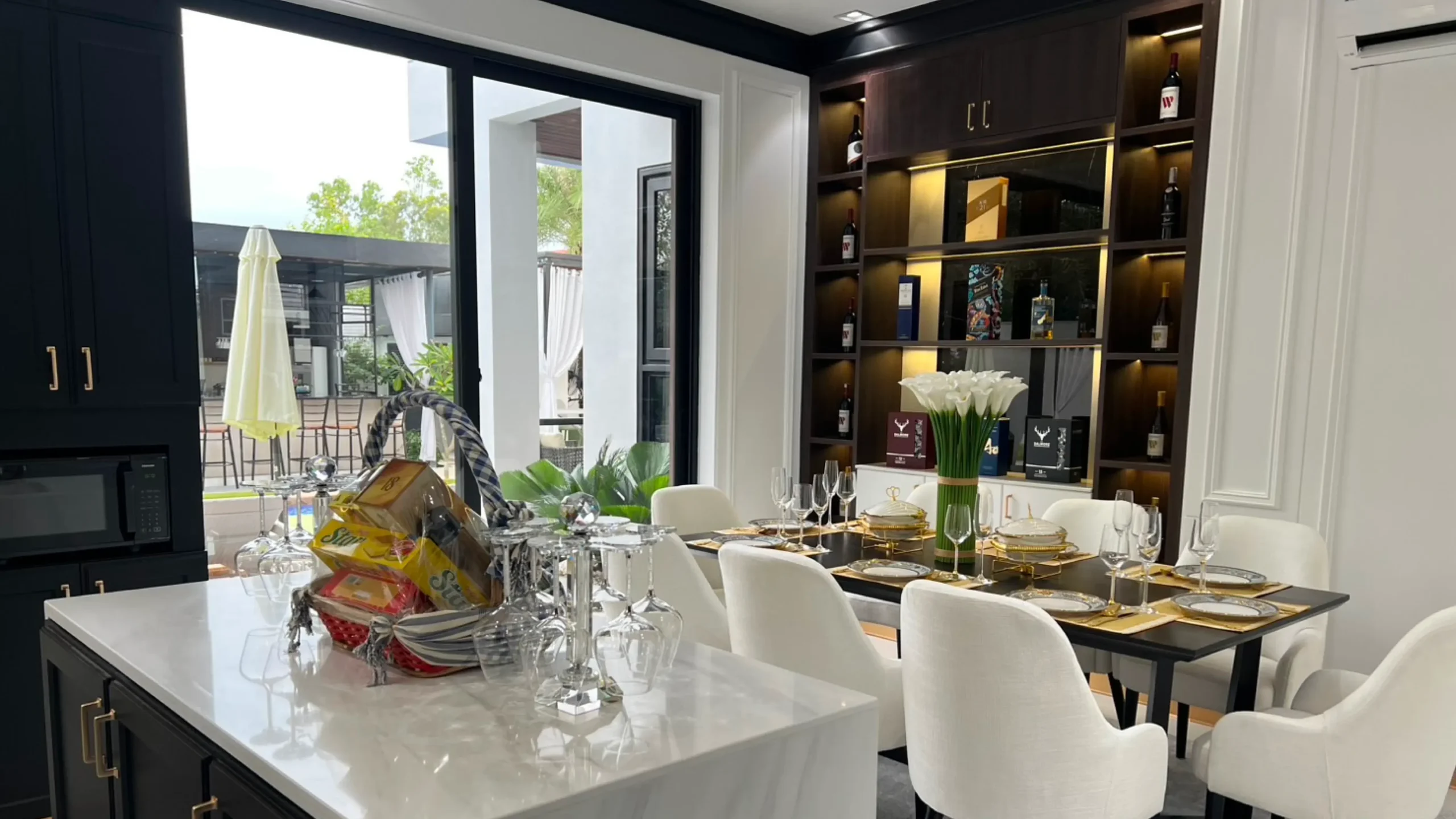 KATHARENA LUXURY HOLIDAY VILLA 内装