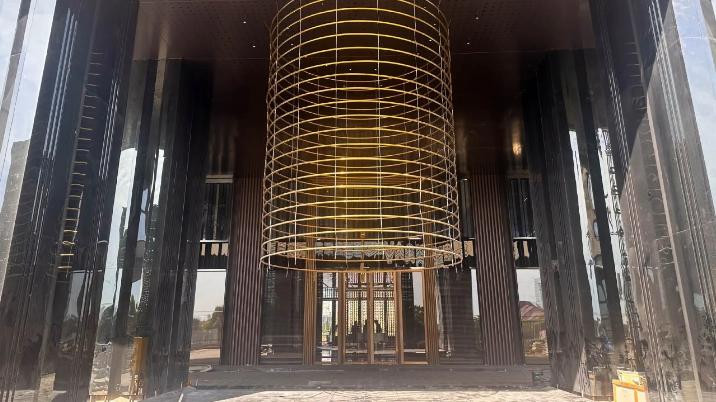 VUE ASTON エントランス