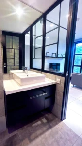 L'attrait BEOUNG KENG KANG 内装