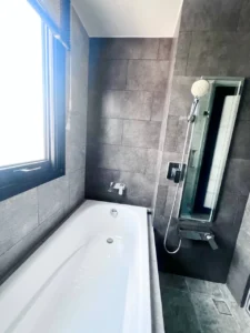 L'attrait BEOUNG KENG KANG バスルーム